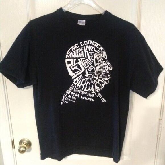 Alfred Hitchcock Rare Movies Typeography T-Shirt - Large - Picture 1 of 9